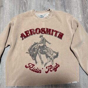 Aerosmith Genuine Merchandise Cream and Red Crewneck Sweater